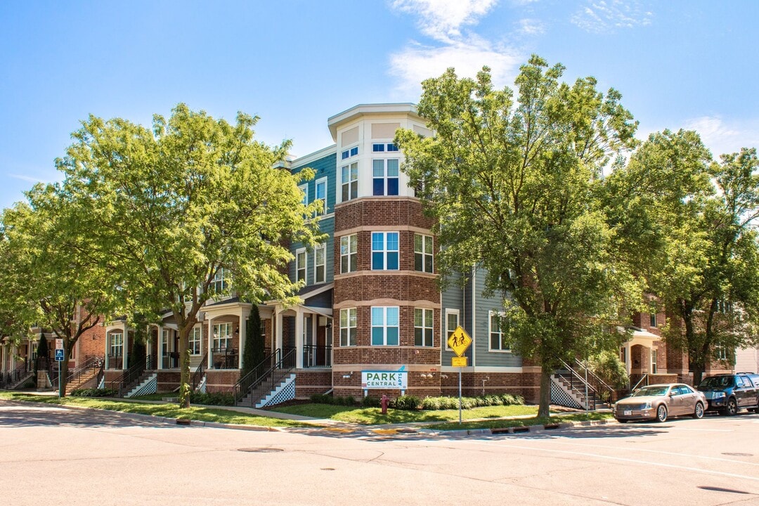 Park Central in Madison, WI - Building Photo