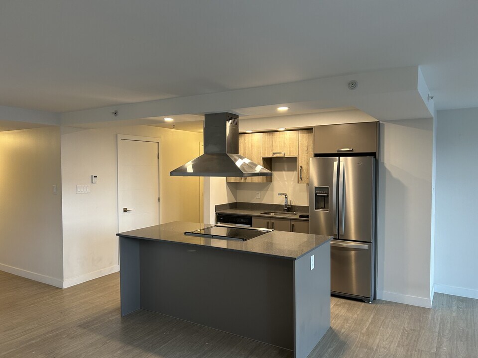 5633-5633 Fenwick St in Halifax, NS - Building Photo