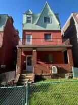 10 Oakland Sq, Unit 1 in Pittsburgh, PA - Building Photo