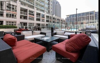 38 Grand Magazine St in Toronto, ON - Building Photo - Building Photo