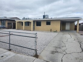 2600 E Vana Ave in North Las Vegas, NV - Building Photo