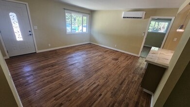 1224 Orchard Way in Chico, CA - Building Photo - Building Photo