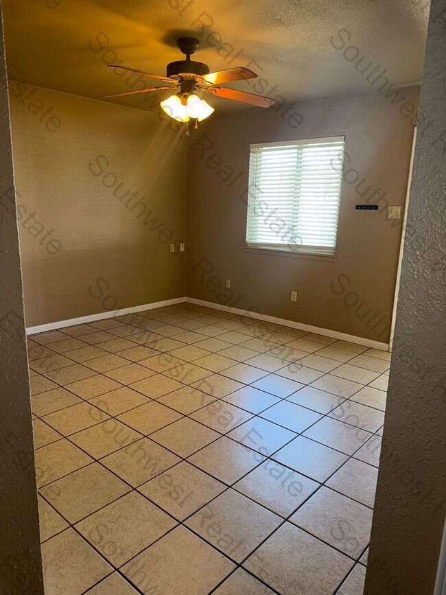 613 N Avenue Q in Portales, NM - Building Photo - Building Photo