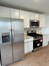 1526 Gentle Wind Ct in Angleton, TX - Building Photo - Building Photo