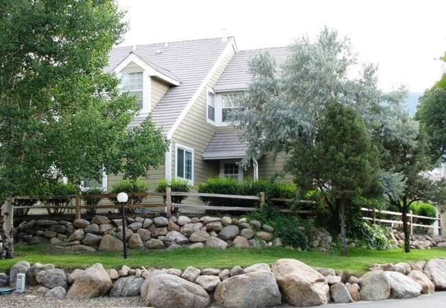 property at 282 Cobblestone Dr