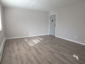 3339-3339 Epworth Ave, Unit 21 in Cincinnati, OH - Building Photo - Building Photo