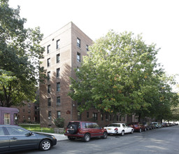 Harry Silver Housing Company, Inc. in Brooklyn, NY - Building Photo - Building Photo