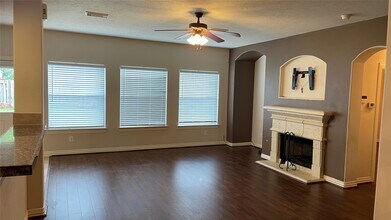 3518 Ewing Dr in Manvel, TX - Building Photo - Building Photo