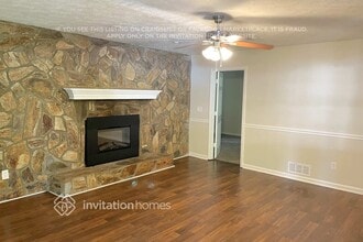 599 Old Villa Rica Rd in Dallas, GA - Foto de edificio - Building Photo