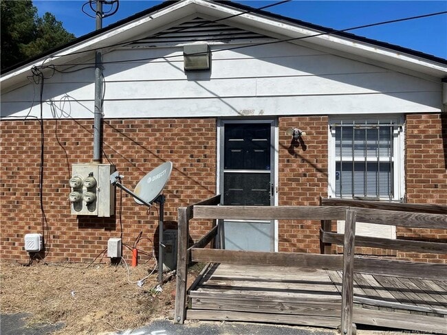 property at 4953 Fieldcrest Dr