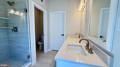 401 HARTNUP St in Malvern, PA - Building Photo - Building Photo