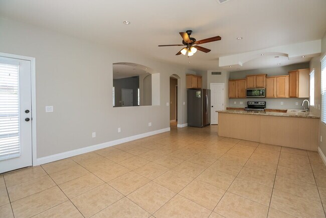 2027 S 87th Pl in Mesa, AZ - Foto de edificio - Building Photo