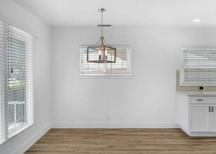 15017 Bodger Ave in Hawthorne, CA - Building Photo - Building Photo