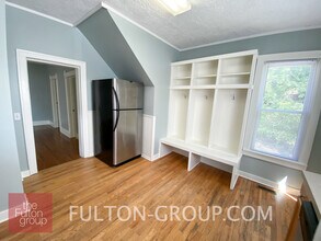 740 Fulton St E in Grand Rapids, MI - Foto de edificio - Building Photo