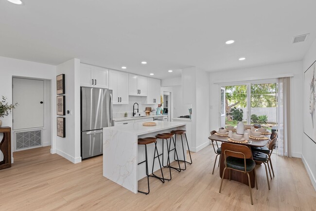 6412 Cleo St in San Diego, CA - Building Photo - Building Photo