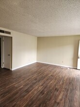3100 Coffee Rd in Modesto, CA - Building Photo - Building Photo