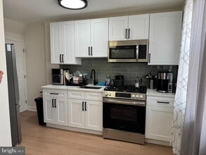 6302 Hegerman St in Philadelphia, PA - Building Photo - Building Photo