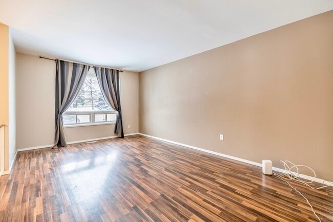 665 David St in Winnipeg, MB - Building Photo - Building Photo