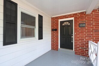 5310 Buckingham Dr in Charlotte, NC - Building Photo - Building Photo
