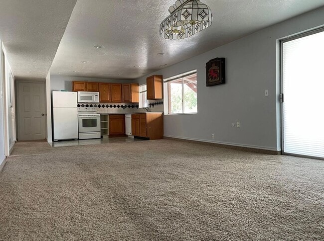 property at 1739 Paulista Wy