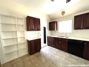 300 Summit Ave, Unit 9 in Boston, MA - Building Photo - Building Photo