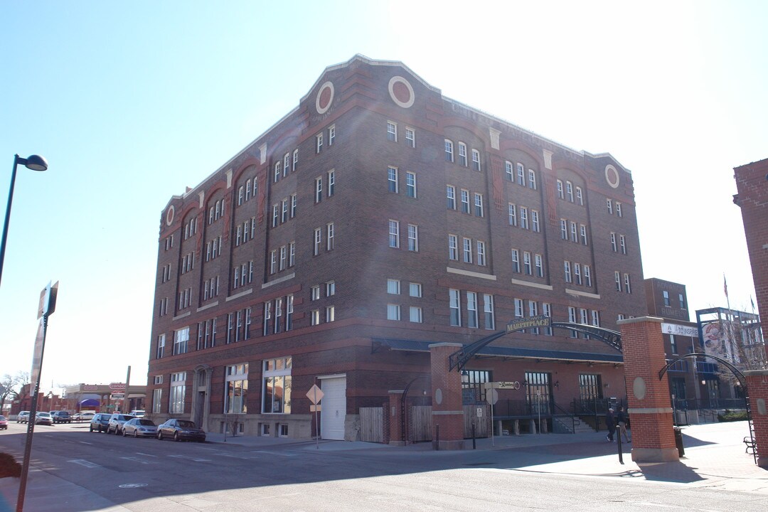 The Rumley in Wichita, KS - Foto de edificio