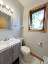 2413 W Taylor St in Chicago, IL - Building Photo - Building Photo