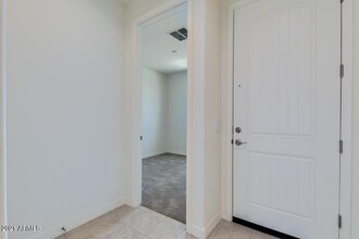 1674 N Hester Trail in Casa Grande, AZ - Building Photo - Building Photo