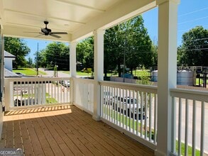 1304 Brownwood Ave in Lagrange, GA - Building Photo - Building Photo