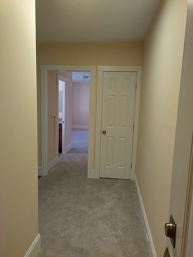 337 N Queen St, Unit 1