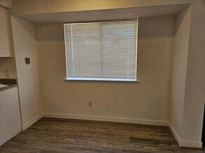 1511 W Mesa Park Dr in Round Rock, TX - Building Photo - Building Photo