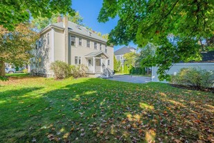 31 Highland St in Concord, MA - Building Photo - Building Photo