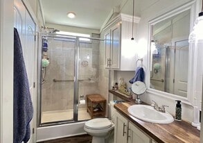 307 Lnb St in Buchanan Dam, TX - Building Photo