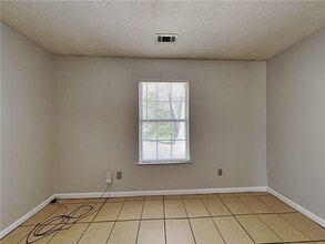 6114 Green Acres Dr SW in Covington, GA - Building Photo - Building Photo