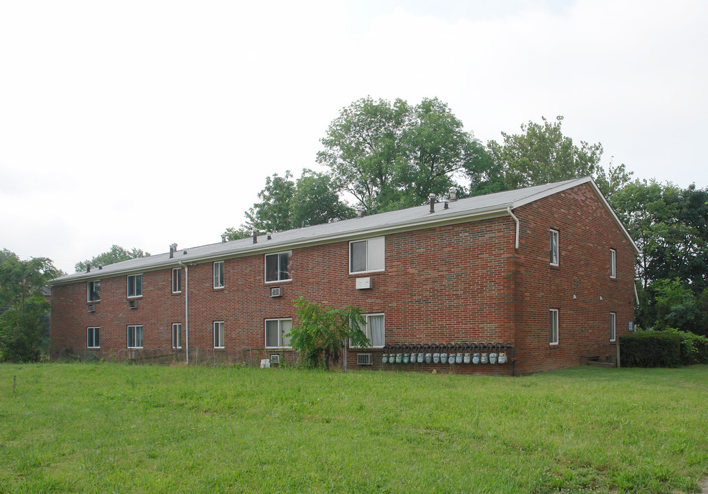 100 N Garfield Ave in Columbus, OH - Building Photo