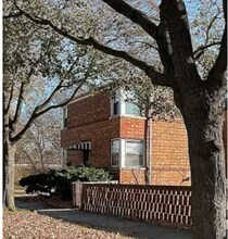 8900 S Dauphin Ave in Chicago, IL - Building Photo - Building Photo