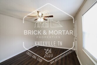 500 Farragut Ave in Knoxville, TN - Foto de edificio - Building Photo