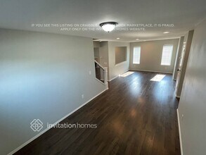 20103 47th Avenue Court E in Spanaway, WA - Foto de edificio - Building Photo