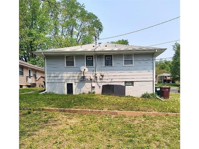 4101 Lowry Ave N in Minneapolis, MN - Building Photo - Building Photo