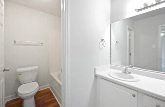 5612 Tealbrook Dr in Raleigh, NC - Building Photo - Building Photo