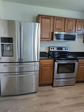 209 Phillips St in Hutto, TX - Building Photo - Building Photo