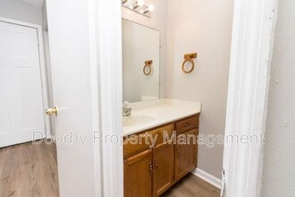 7808 Holiday Hills Cir, Unit Unit A in Chattanooga, TN - Building Photo - Building Photo