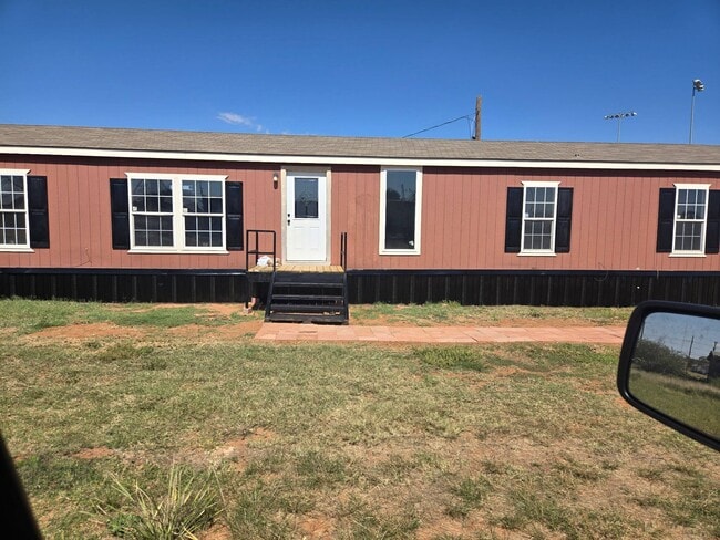 property at 1107 S 2nd St