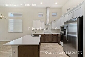 12816 Gdn Rdg Dr in Horizon City, TX - Building Photo - Building Photo