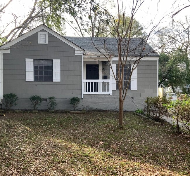 property at 219 Stonewall St