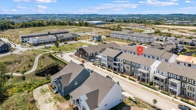 330 Highbridge Ln in Cranberry Township, PA - Building Photo - Building Photo