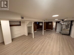 628 Manning Ave in Toronto, ON - Building Photo - Building Photo