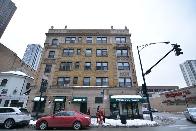 property at 1167 N Dearborn St