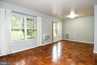 3132 Martha Custis Dr in Alexandria, VA - Building Photo - Building Photo