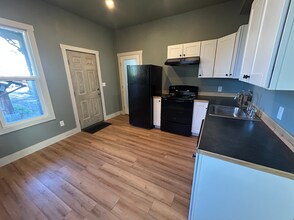 232 N 1st St W in Missoula, MT - Building Photo - Building Photo